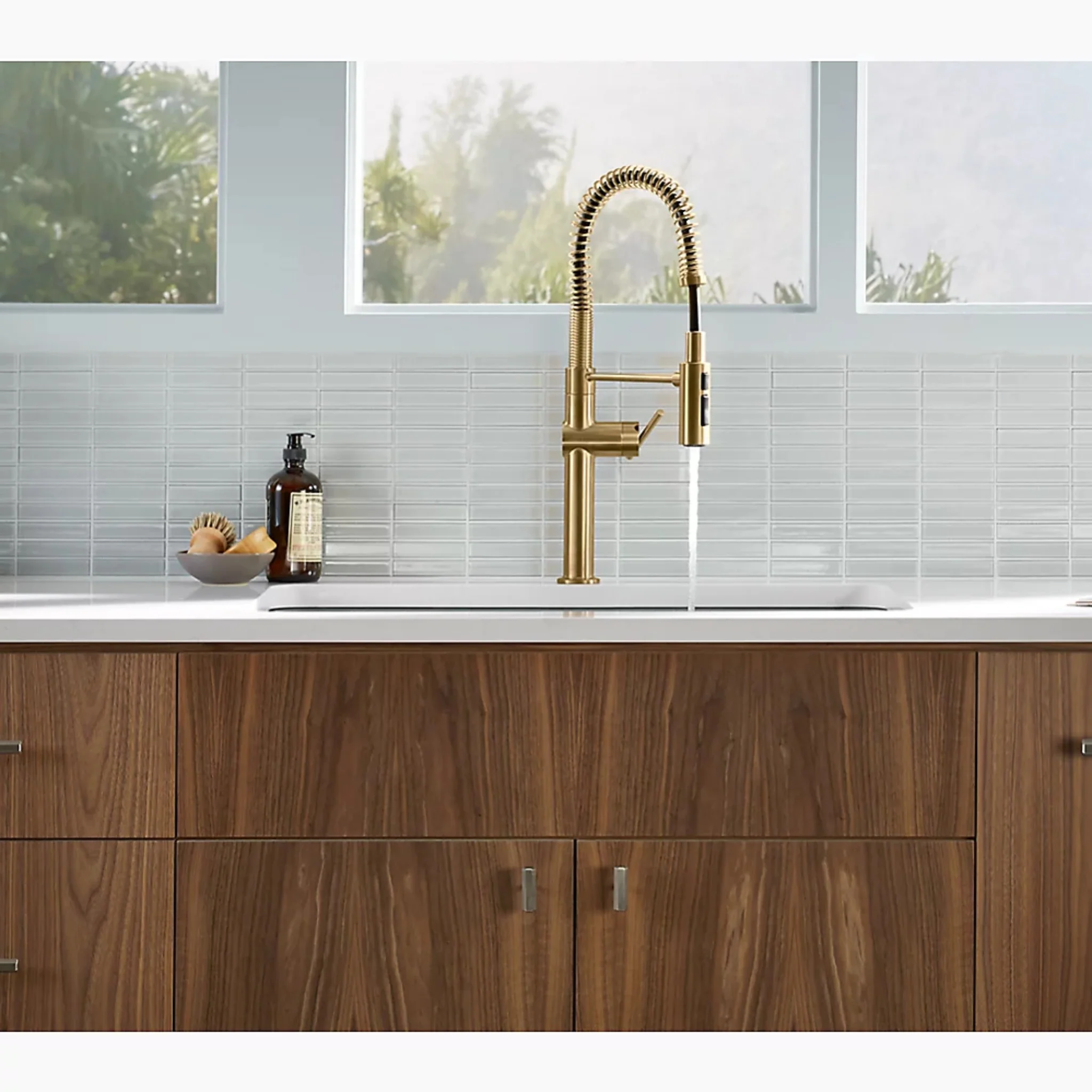 CRUE SEMI-PROFESSIONAL KITCHEN SINK FAUCET WITH THREE-FUNCTION SPRAYHEAD - Image 19